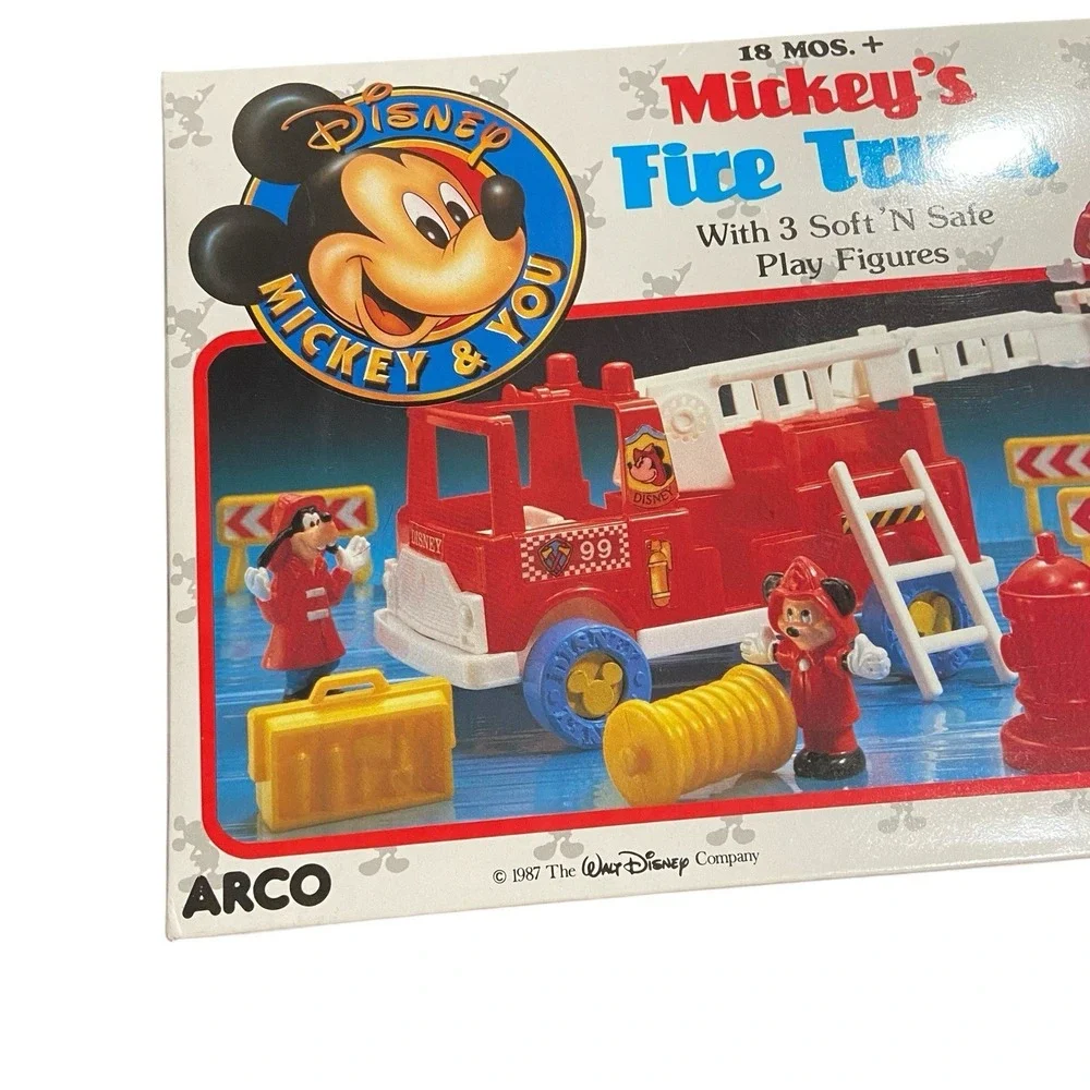 Vintage 1987 Disney Mickey's Fire Truck Playset New in‎ Damage Box  ARCO